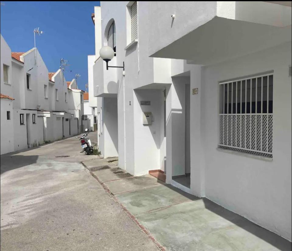Loft Independiente A 150 Mtrs De La Playa Wifi Aire Acondicionado Тарифа Экстерьер фото