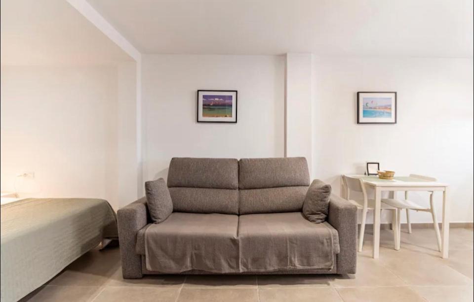 Loft Independiente A 150 Mtrs De La Playa Wifi Aire Acondicionado Тарифа Экстерьер фото