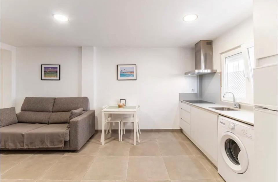 Loft Independiente A 150 Mtrs De La Playa Wifi Aire Acondicionado Тарифа Экстерьер фото