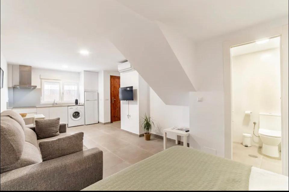 Loft Independiente A 150 Mtrs De La Playa Wifi Aire Acondicionado Тарифа Экстерьер фото